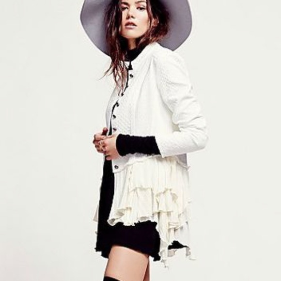 SOLD 💔 Free People Cream Ruffled Peplum Military Jacket - Picture 10 of 11
